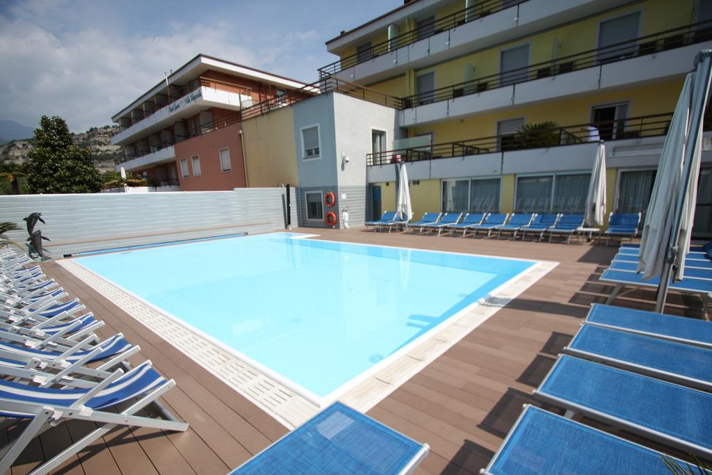 Hotel Miorelli Torbole Sul Garda Extérieur photo