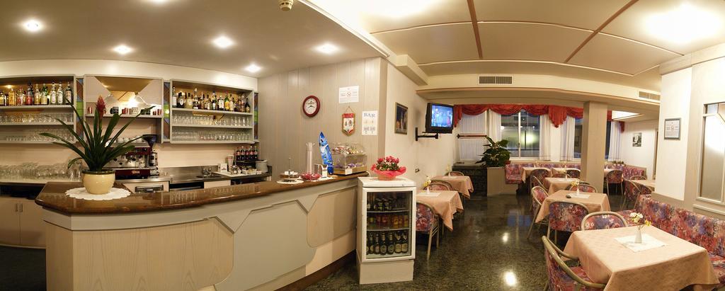 Hotel Miorelli Torbole Sul Garda Extérieur photo