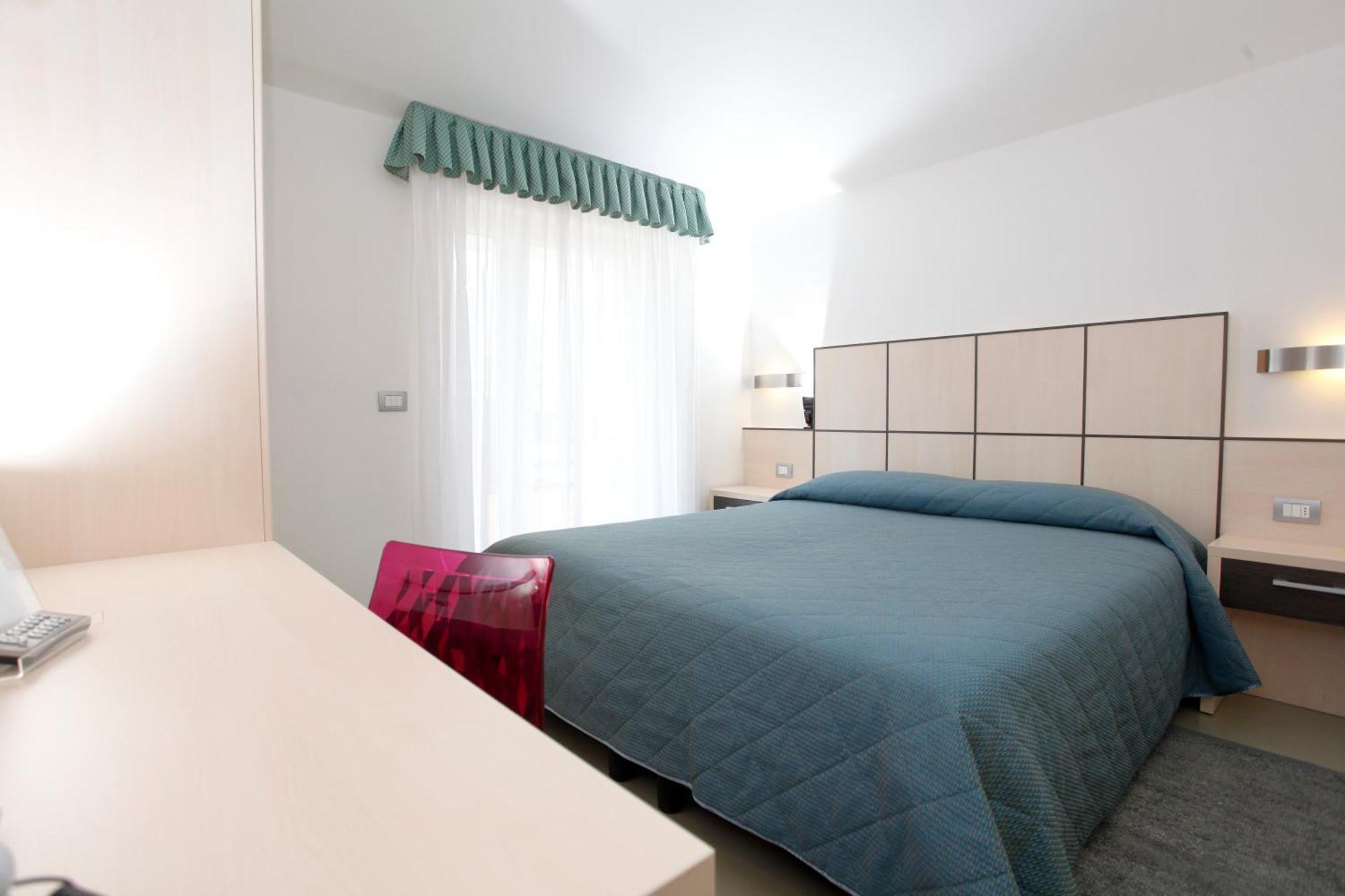 Hotel Miorelli Torbole Sul Garda Extérieur photo