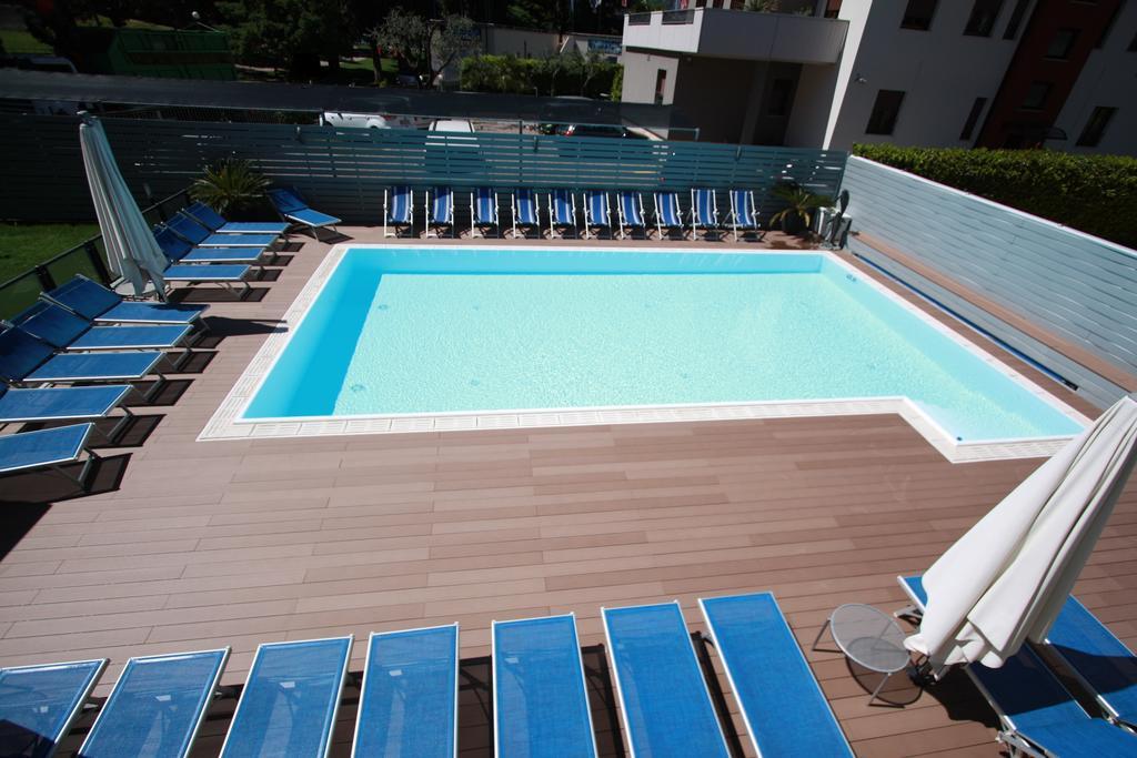 Hotel Miorelli Torbole Sul Garda Extérieur photo