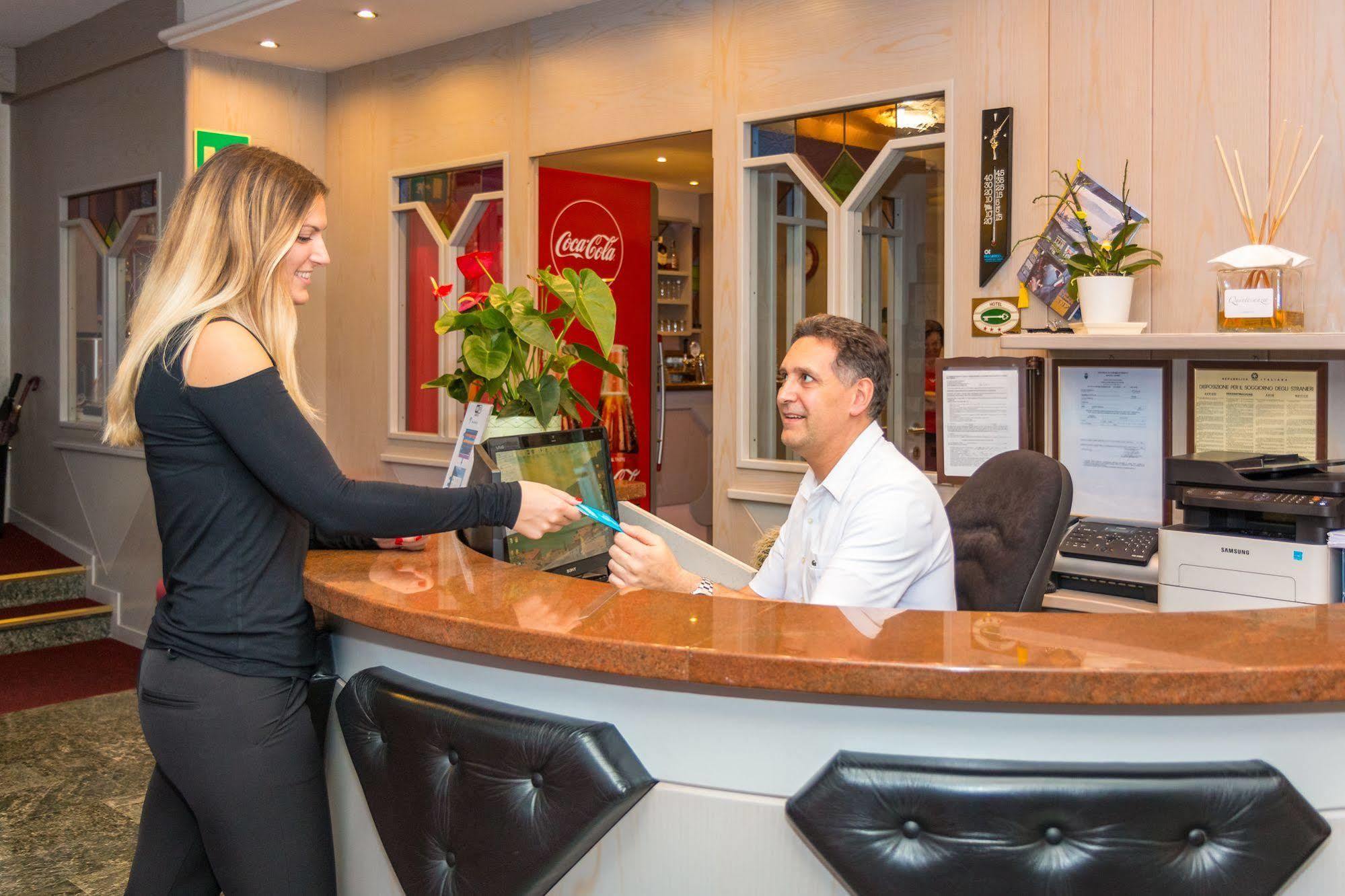 Hotel Miorelli Torbole Sul Garda Extérieur photo